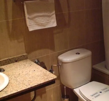 Apartment La Plaza - Turnat *